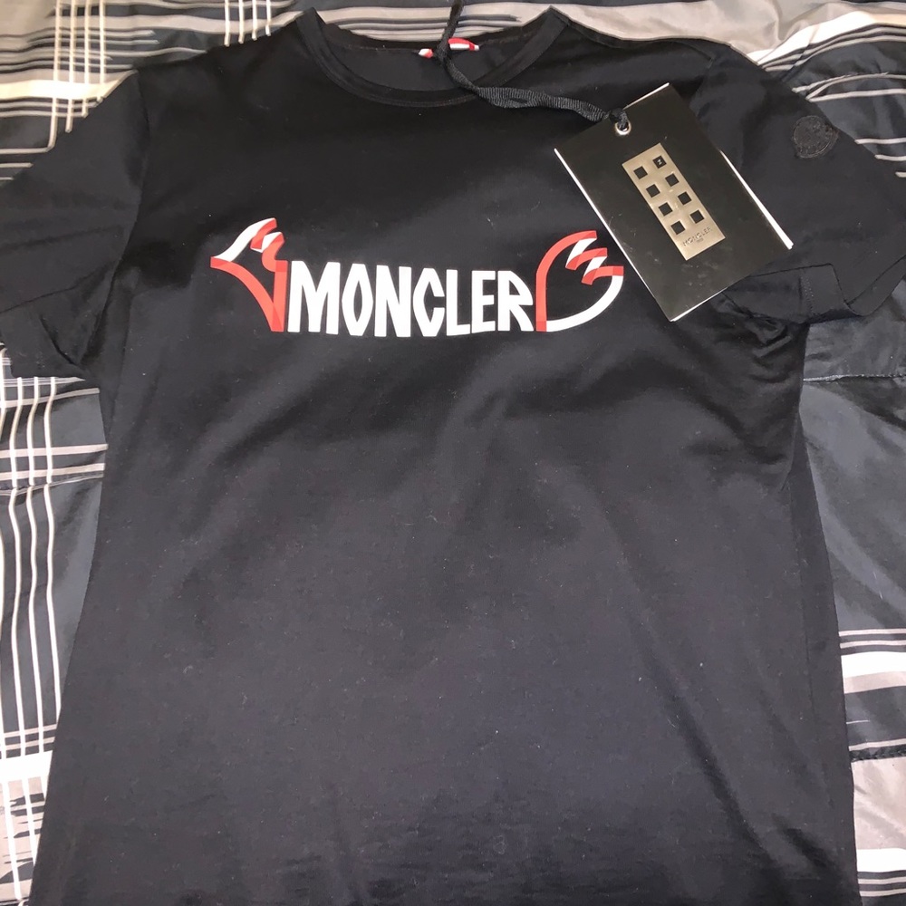 Moncler Tshirt